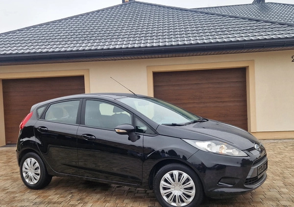 Ford Fiesta cena 19998 przebieg: 167000, rok produkcji 2010 z Łask małe 79
